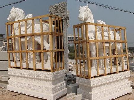 手工雕制馬踏飛燕石雕馬駿馬圖片