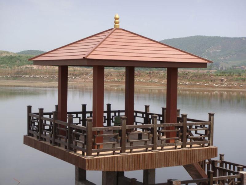 供應(yīng)青島嶗山木塑戶外裝飾材料最理想的木塑裝飾材料廠家
