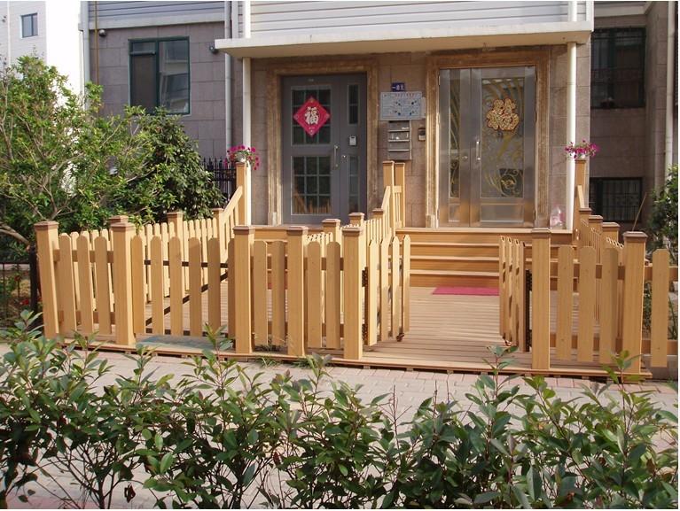 供應(yīng)質(zhì)量*的木塑是哪家/青島護(hù)欄板