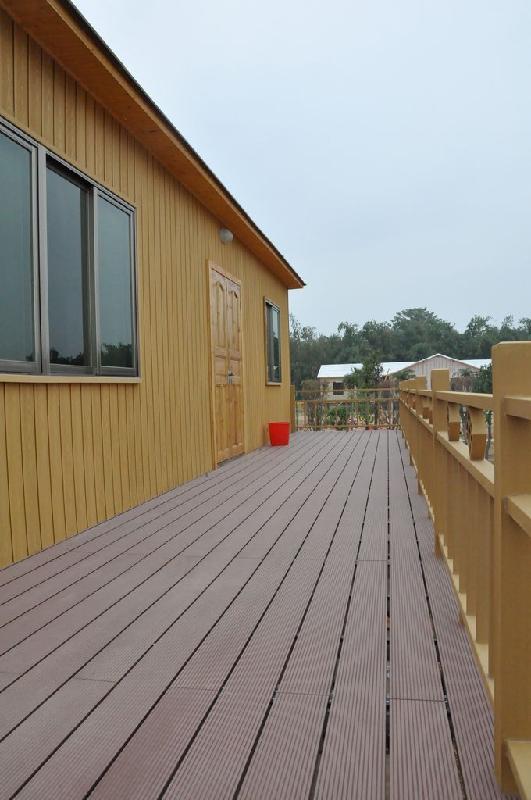 供應青島世博園木塑地板裝飾材料-*質的木塑地板供貨商