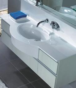 供應青島定做浴室柜