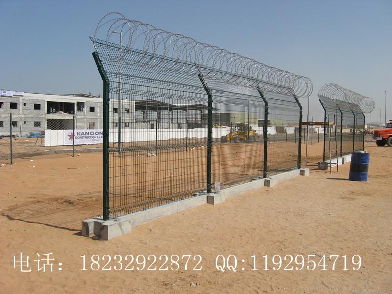 鐵路護(hù)欄網(wǎng)圖片/鐵路護(hù)欄網(wǎng)樣板圖 (4)