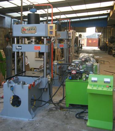 供應(yīng)200噸四柱液壓機(jī)四柱油壓機(jī)