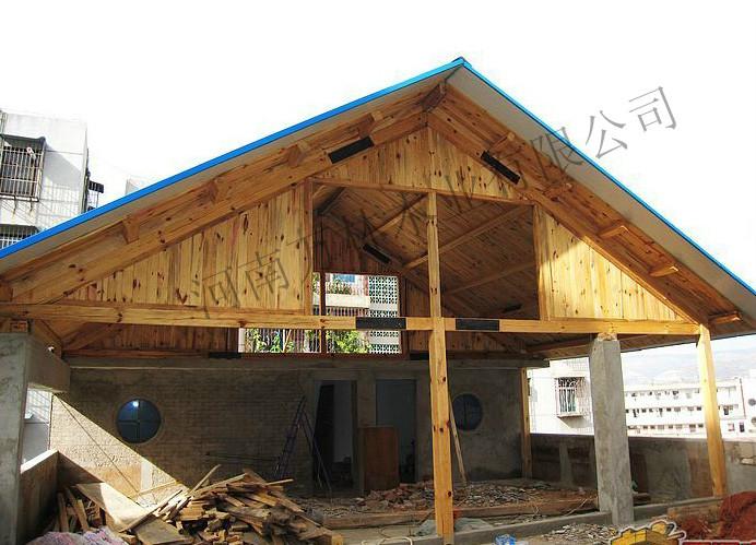 樓頂木屋-木房子-河南萬(wàn)林專(zhuān)業(yè)設(shè)計(jì)圖片