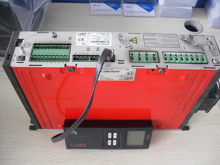 供應(yīng)*質(zhì)的富士變頻器修理公司