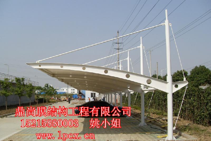 供應(yīng)重慶*單位停車棚專售--機關(guān)單位遮陽棚特價--學(xué)校自行車停放棚