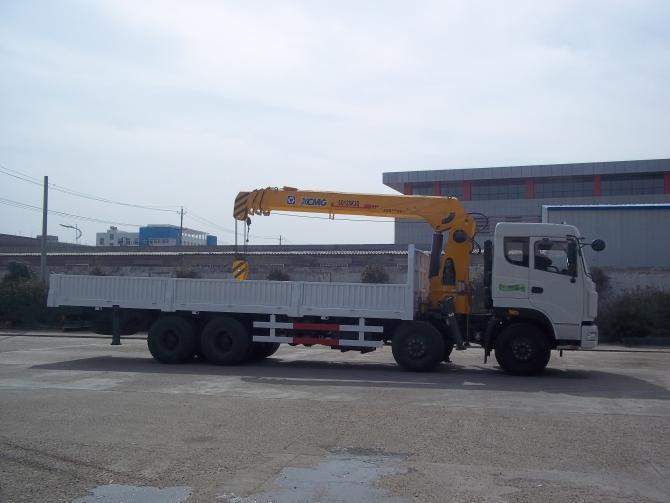 供應(yīng)東風(fēng)*前四后八隨車(chē)吊供應(yīng)商