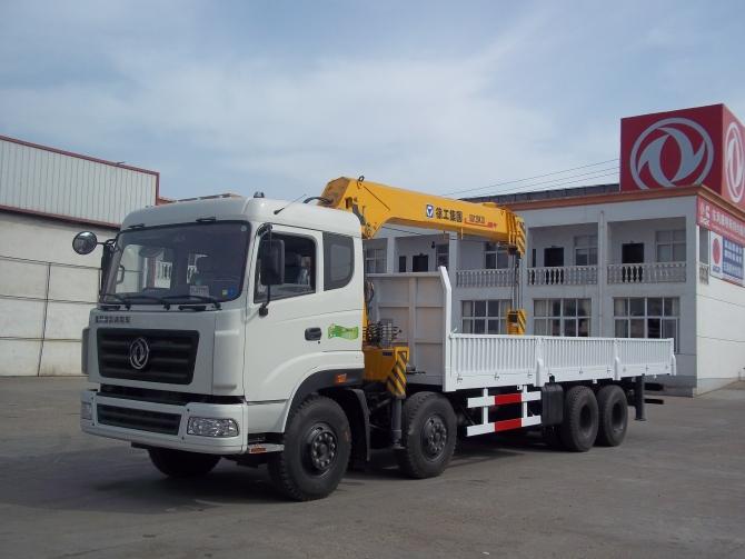 供應(yīng)東風(fēng)*前四后八隨車(chē)吊供應(yīng)商