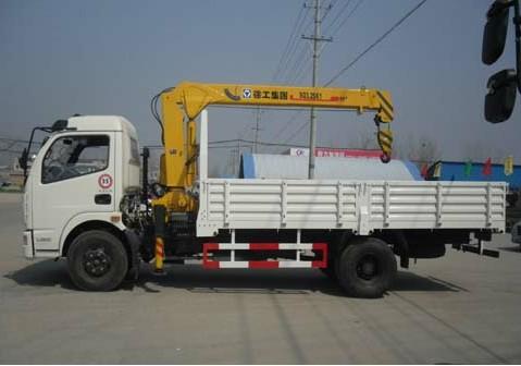 東風(fēng)多利卡隨車吊供應(yīng)商圖片