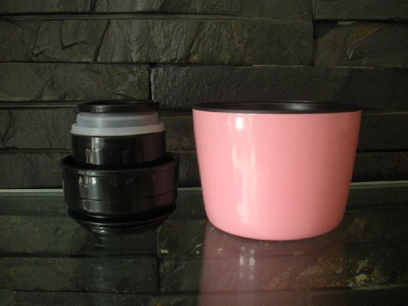 供應(yīng)日式純色禮品蛋形保溫水杯， 500ML不銹鋼*頭