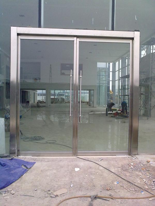 供應地彈門拉手