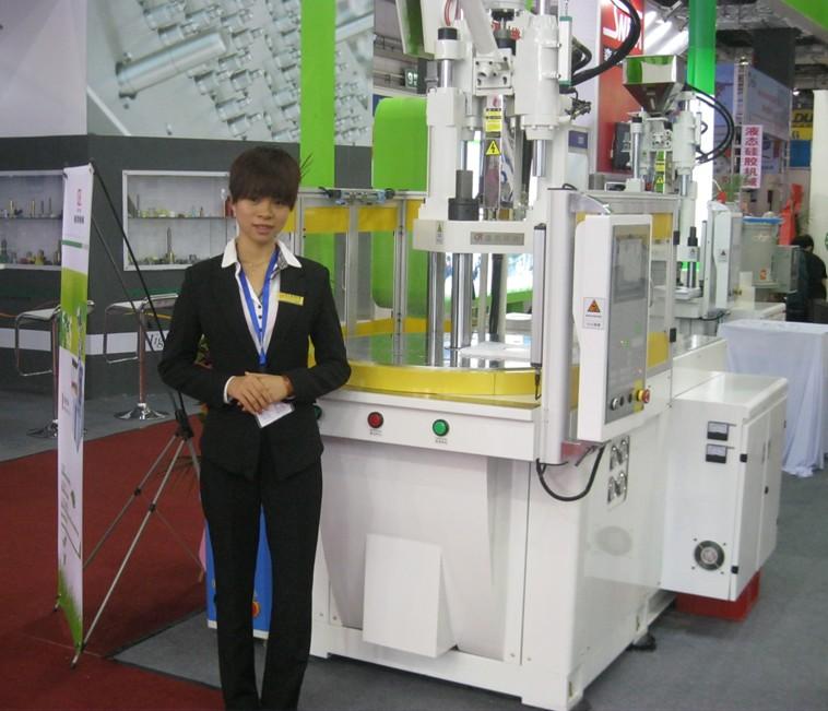 供應(yīng)廣州轉(zhuǎn)盤立式注塑機(jī)出售，深圳廠家*廣州轉(zhuǎn)盤立式注塑機(jī)出售