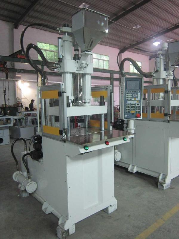長安立式注塑機銷售部，德潤生產(chǎn)廠家長安立式注塑機銷售部