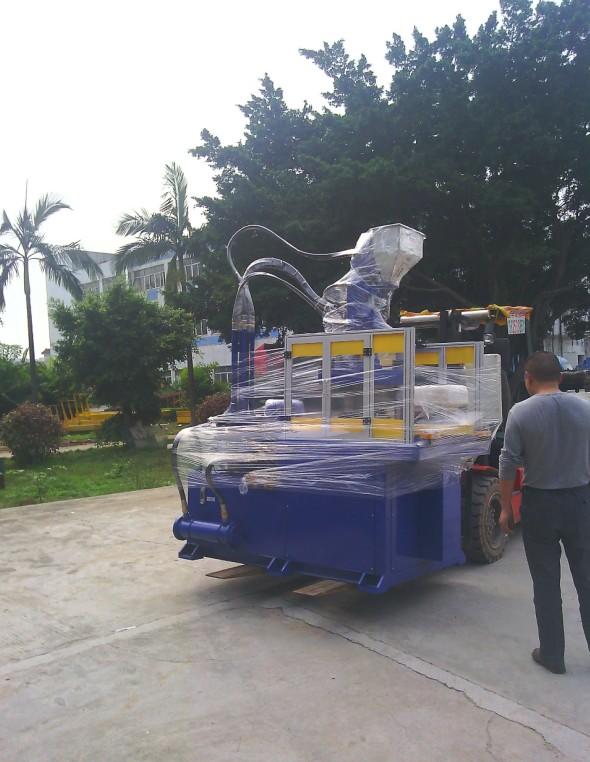 供應(yīng)廠家定做轉(zhuǎn)盤立式注塑機(jī)，深圳廠家定做轉(zhuǎn)盤立式注塑機(jī)報(bào)價(jià)