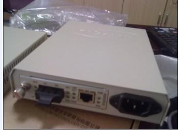 RC512-FE-S1光纖收發(fā)器圖片