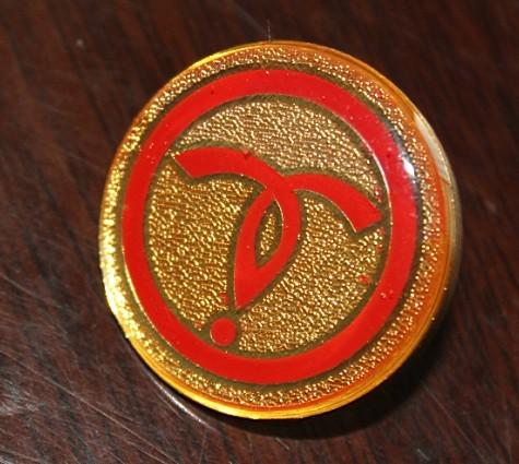 深圳金屬胸章定做價格琺瑯徽章制作廠家