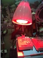 供應(yīng)紅外線燈泡整套含燈具 150W