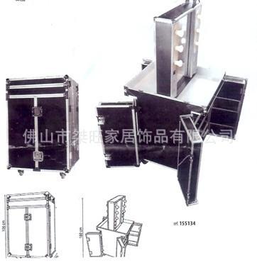 供應(yīng)專業(yè)批發(fā)定制拉桿化妝箱帶燈鏡子