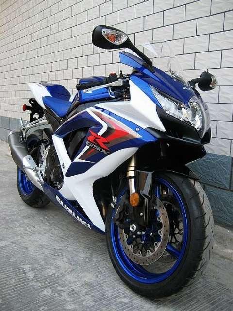 铃木GSX600R图片