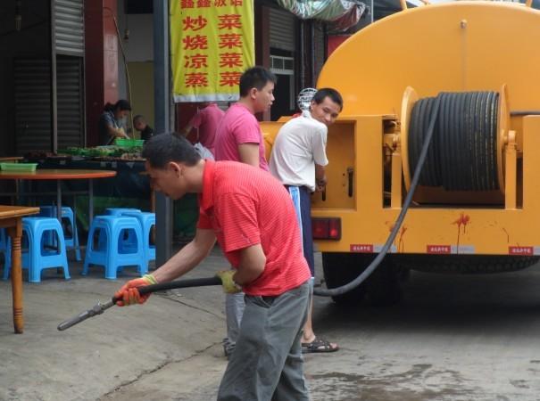 都江堰吸污汽車清理化糞池公司，化糞池多少錢，化糞池哪家強