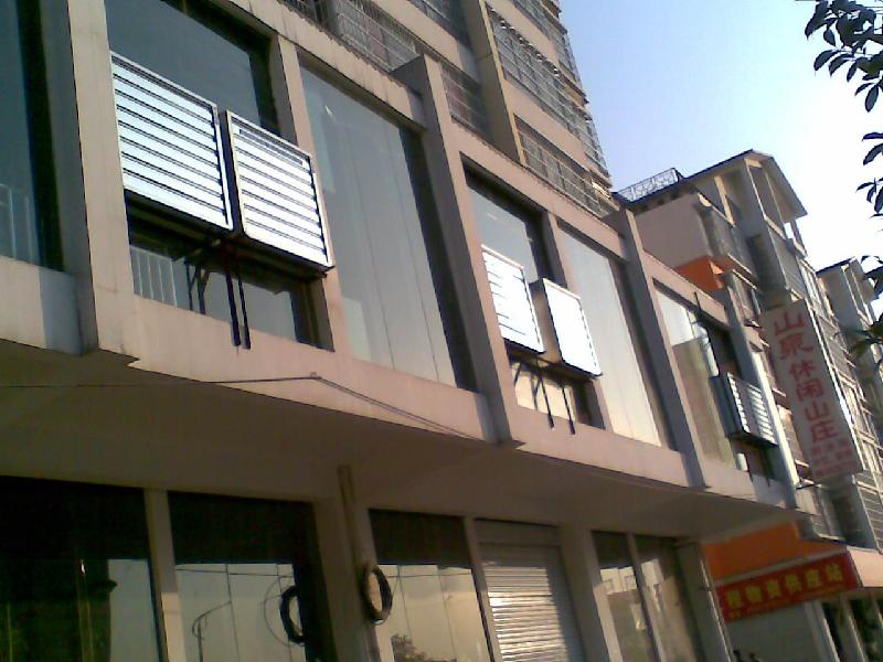 供應水簾墻、環(huán)?？照{(diào)、布袋除塵器、濾筒除塵器、新風空氣過濾凈化系統(tǒng)