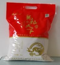 五常龍鳳山牌龍糧天下貢米圖片