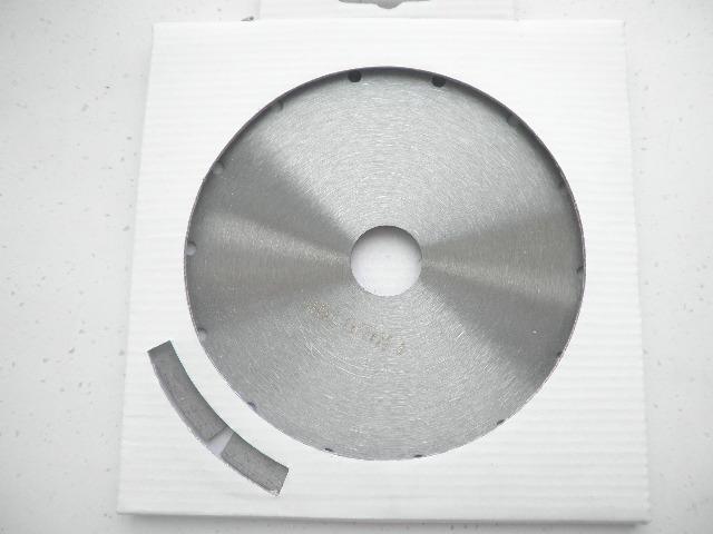 供應(yīng)180MM金剛石切割片鋸片；180MM金剛石鋸片