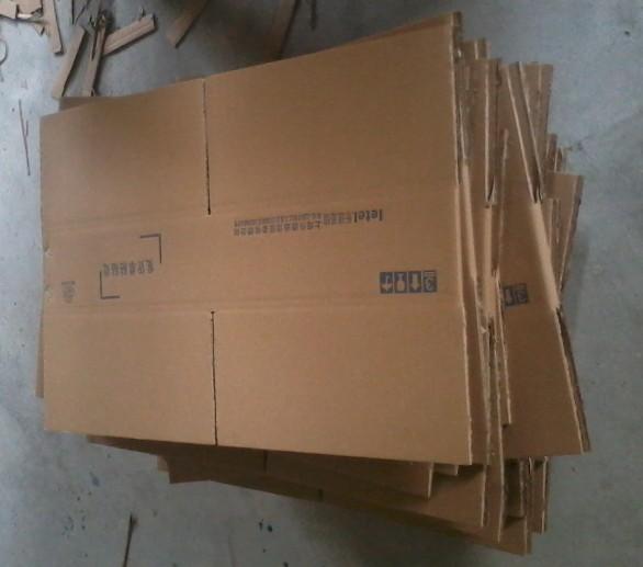 供應(yīng)上海各地區(qū)五金紙箱