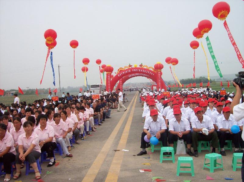 供應(yīng)東莞石排鋁合金帳篷折疊椅嘉賓椅舞臺(tái)燈光音響租賃