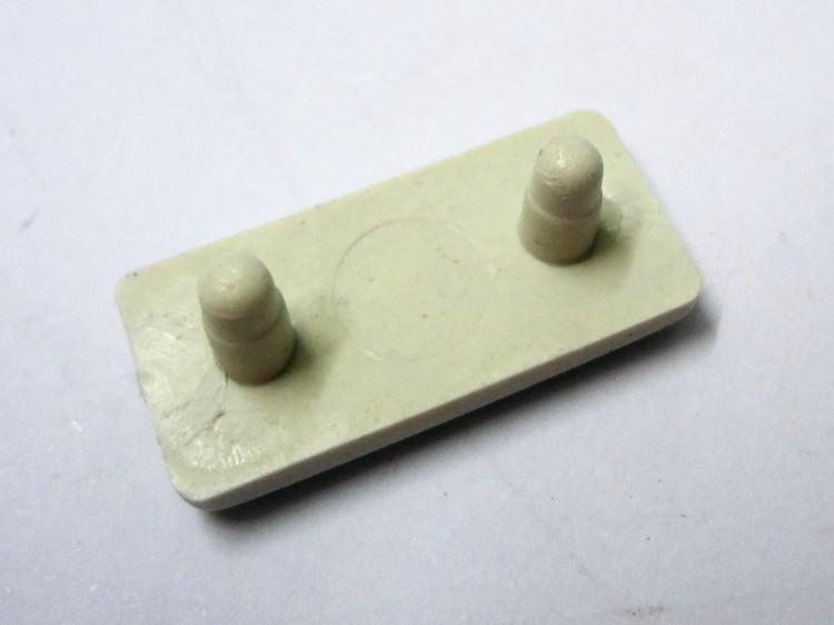 供應(yīng)塑料雙釘腳墊