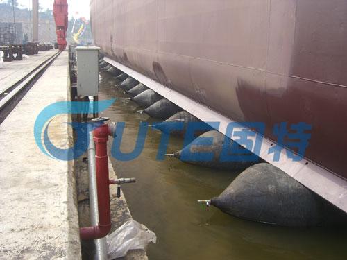 供應(yīng)青島質(zhì)量*的船用氣囊廠家？