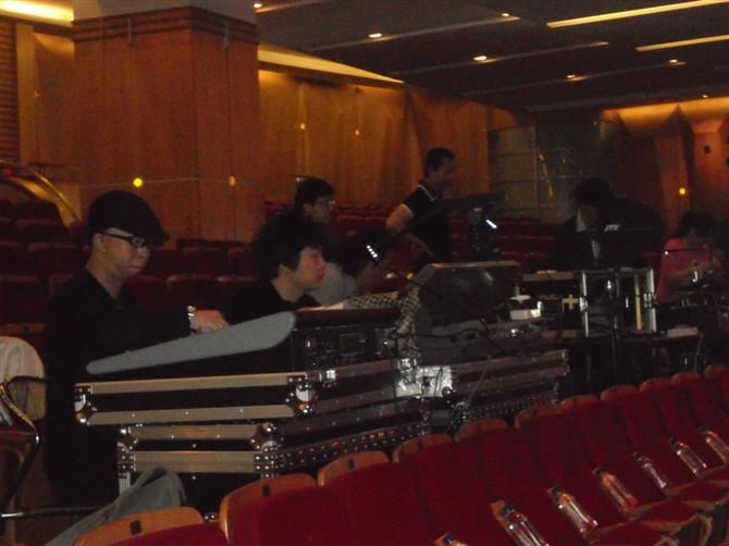 供應(yīng)武漢燈光音響演出租賃/武漢英皇