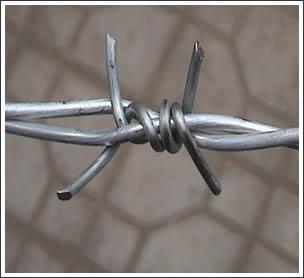 供應(yīng)公路護欄網(wǎng)，鐵路護欄網(wǎng)，機場護欄網(wǎng)