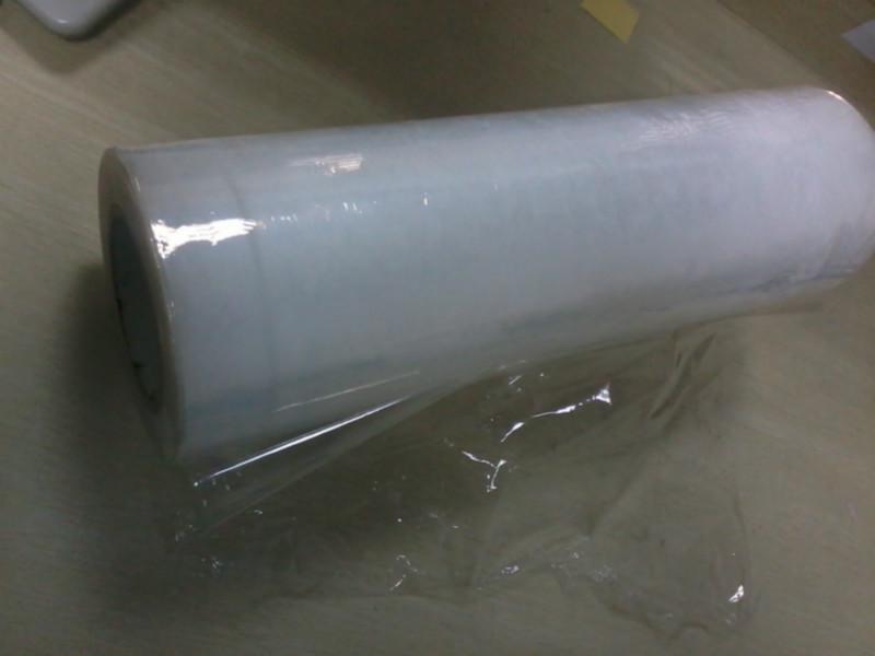 供應(yīng)深圳pe 透明  黑色 拉伸膜  廠家專業(yè)生產(chǎn)  價(jià)格便宜！