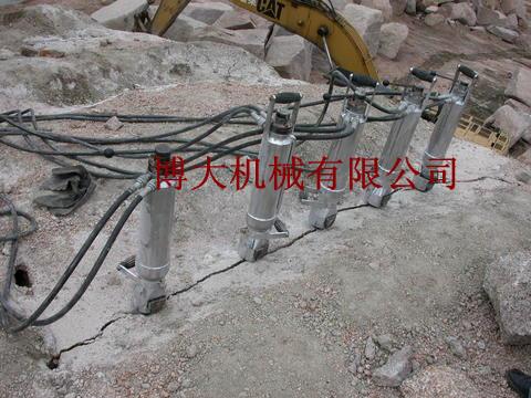 供應(yīng)石材開采-分裂機(jī)-劈裂機(jī)-劈石機(jī)