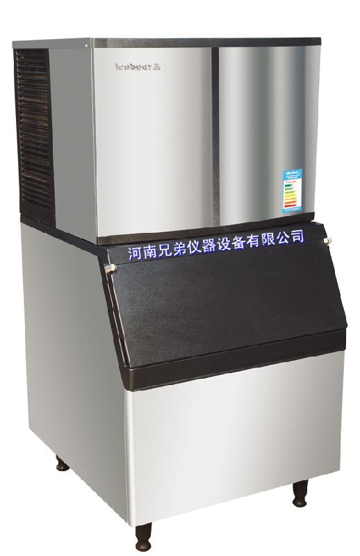 ZBJ-150L方塊制冰機(jī) 150公斤制冰機(jī) 冷飲店制冰機(jī)廠家