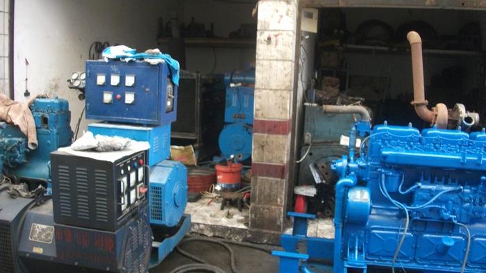 供應(yīng)弋陽(yáng)縣發(fā)電機(jī)出租弋陽(yáng)柴油發(fā)電機(jī)租賃安全節(jié)能*