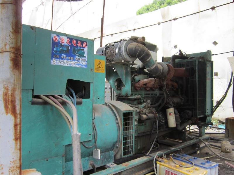 橫峰縣康明斯進口發(fā)電機維修圖片/橫峰縣康明斯進口發(fā)電機維修樣板圖 (3)