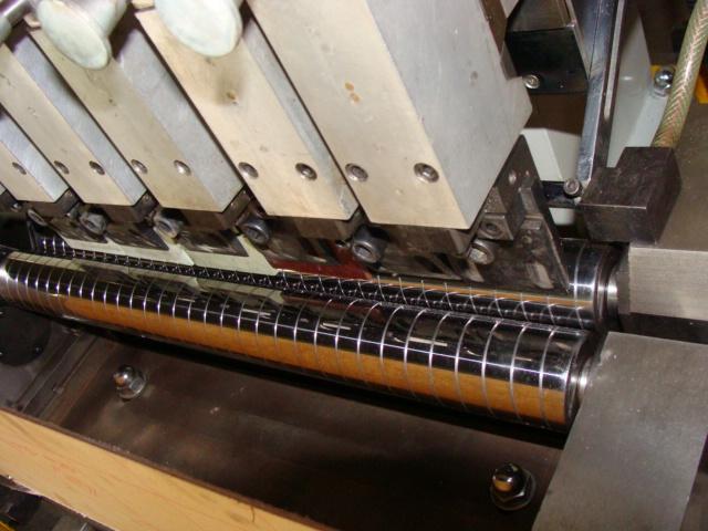 供應(yīng)洛陽精修北二機雙曲線超精輥