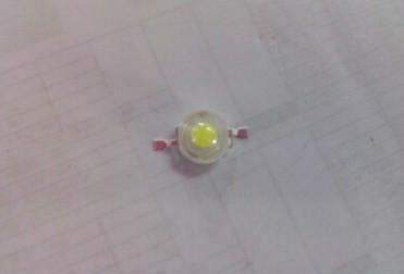 供應(yīng)大功率LED燈珠，平頭LED燈珠，圓頭LED燈珠