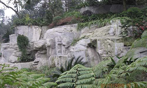 成都市四川仿真假山制作厂家供应四川仿真假山制作