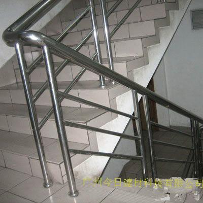 供應(yīng)廣州不銹鋼圓管拉絲樓梯護(hù)欄
