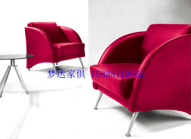 供應(yīng)最易搭配的休閑沙發(fā)椅，價(jià)格便宜*