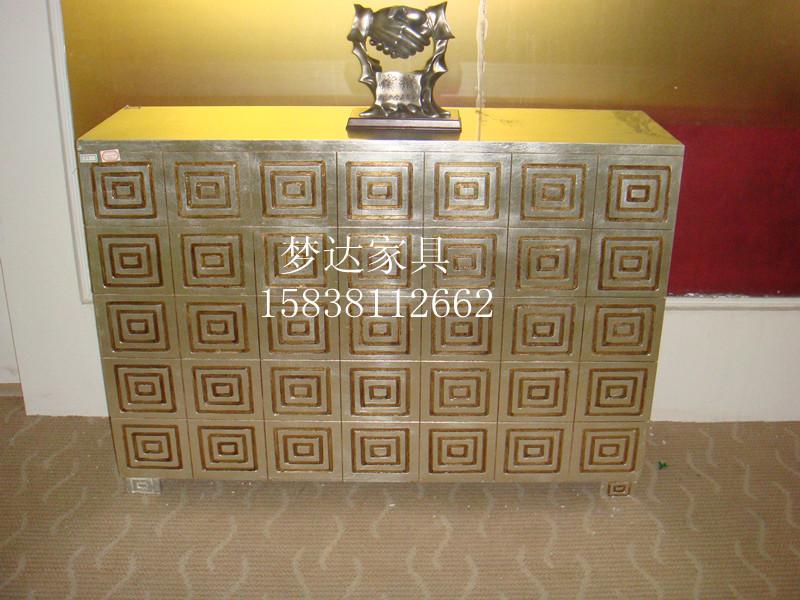 供應(yīng)河南夢(mèng)達(dá)酒店家具、專業(yè)定制酒店家具沙發(fā)、西餐廳沙發(fā)卡座