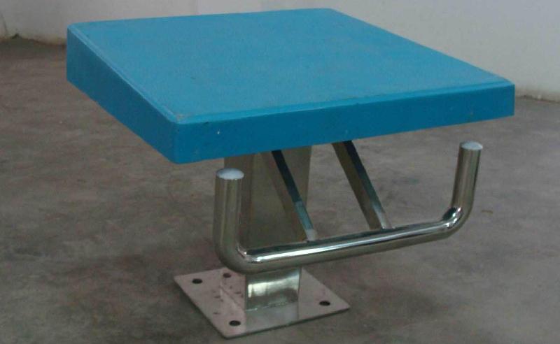 供應(yīng)泳池出發(fā)臺(tái)-泳道線-水下燈-扶梯