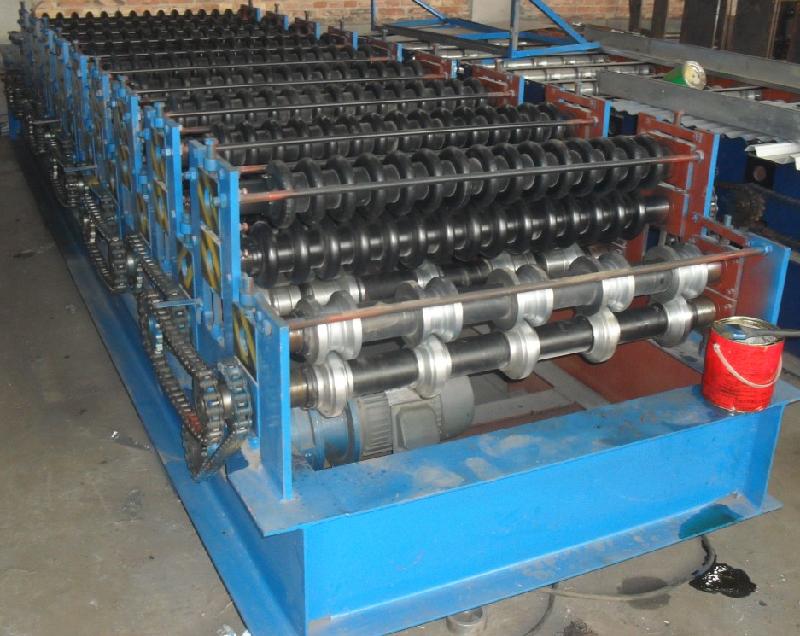 供應(yīng)專業(yè)設(shè)計(jì)雙層彩鋼瓦機(jī)