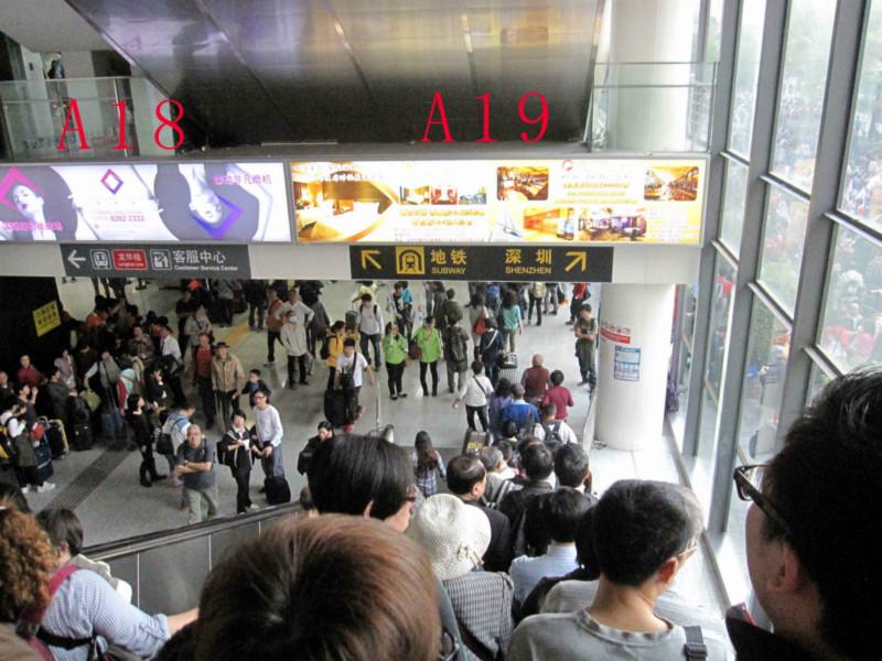 深圳口岸戶外燈箱廣告招租
