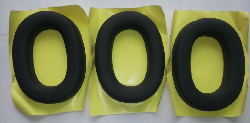 供應(yīng)吸塑耳套*報價 開孔 貼紙 專業(yè)生產(chǎn)廠家 高周波制品