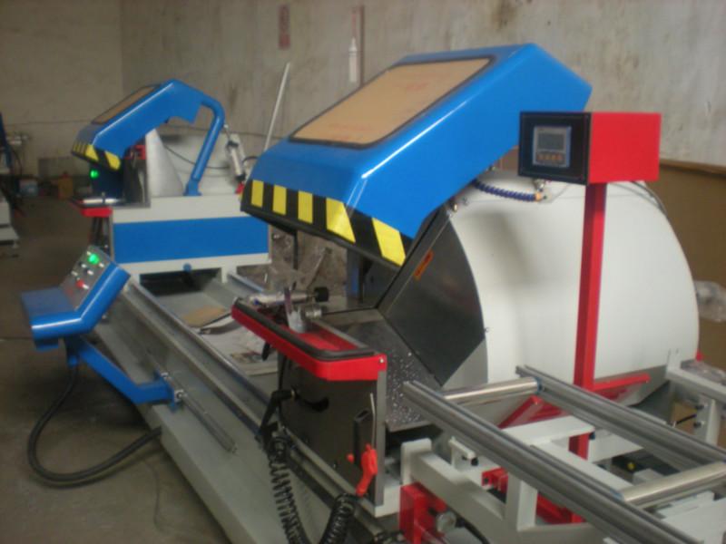 供應(yīng)斷橋鋁門(mén)窗設(shè)備塑鋼門(mén)窗設(shè)備廠家報(bào)價(jià)