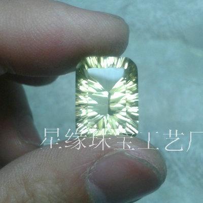 供應(yīng)千禧工八角形水晶批發(fā)商